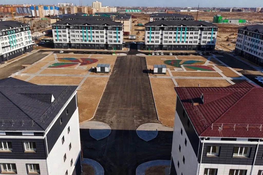 Депутаттар жаңа қоныс иелерін құттықтады