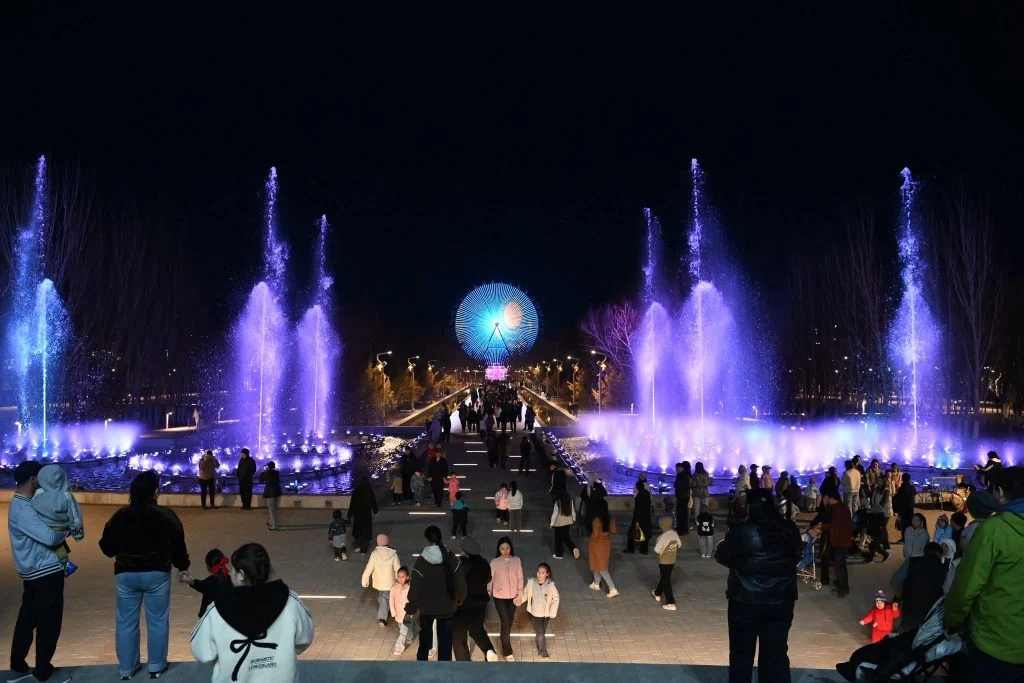 Парламент депутаттары жақында ашылған Президент саябағында болды