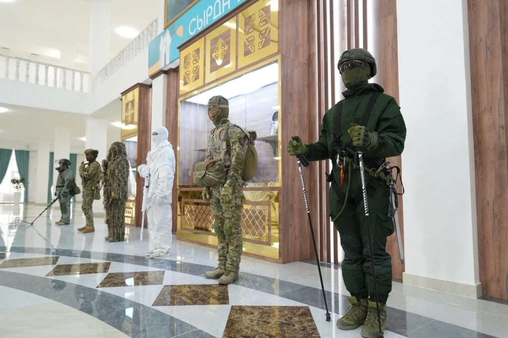 Әскери-патриоттық рухты асқақтатқан мазмұнды кеш өтті