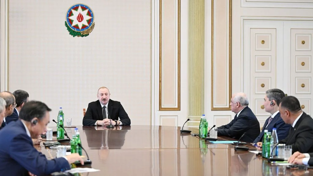 Олжас Бектенов Баку қаласында Түркі мемлекеттері ұйымына мүше елдер үкіметтері басшыларының кездесуіне қатысты