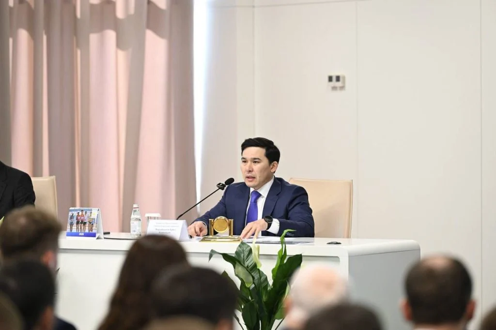 Жазғы Азия ойындарына 500-ге жуық спортшы қатысады – Ербол Мырзабосынов жұмыс кеңесін өткізді