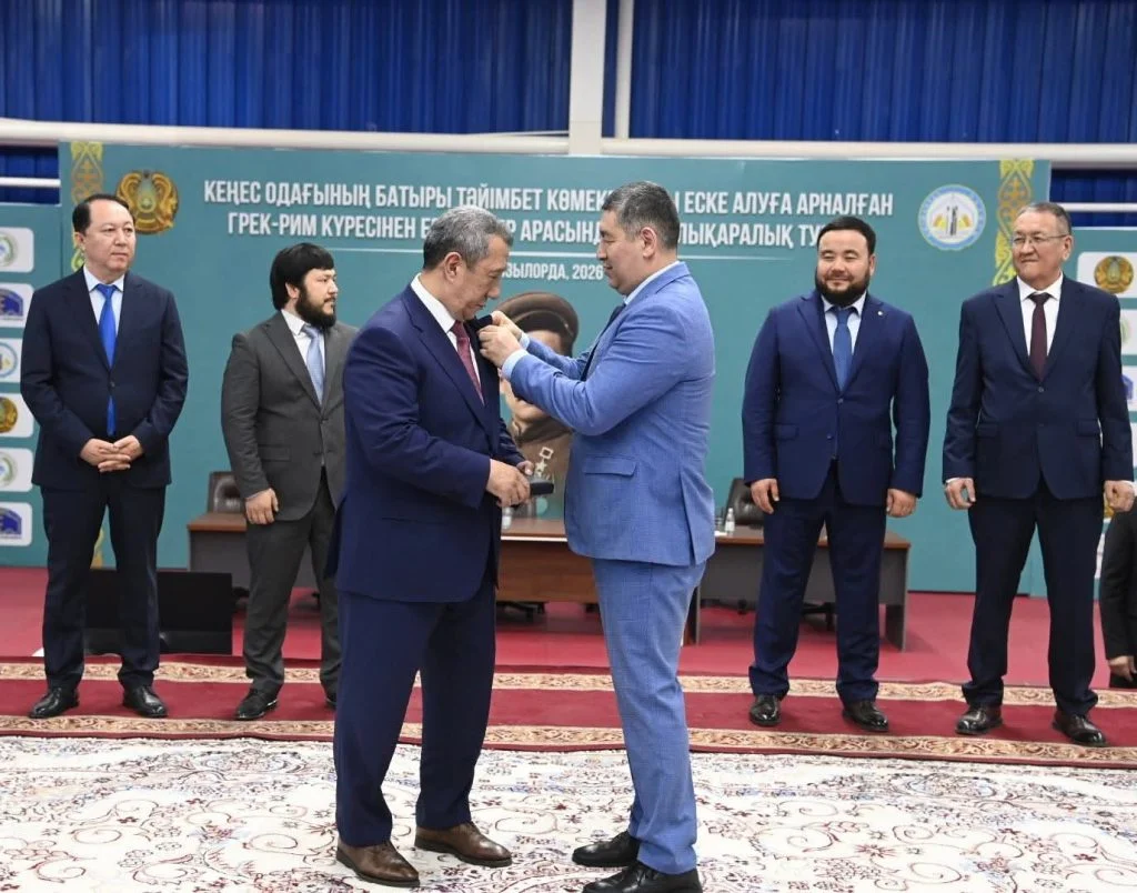 Сыр өңірінде грек-рим күресінен ересектер арасындағы халықаралық доданың ашылу салтанаты өтті