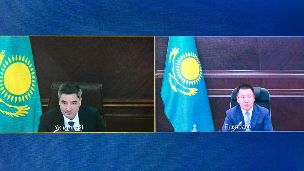 Олжас Бектенов Президент тапсырмаларын орындау аясында «Деректерді өңдеу орталықтары алқабы» жобасын жүзеге асыру жөнінде кеңес өткізді