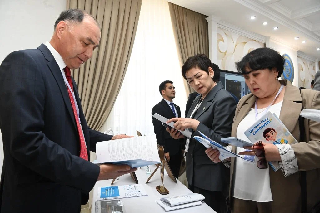 Форумға қатысушылар облыстық сайлау комиссиясының жұмысымен танысты