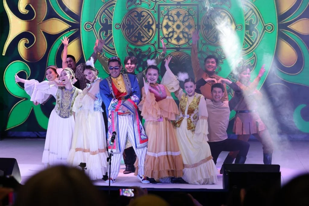 «Халық әуені» жобасы аясындағы шығармашылық сапардың қорытынды кеші Байқоңыр қаласында өтті
