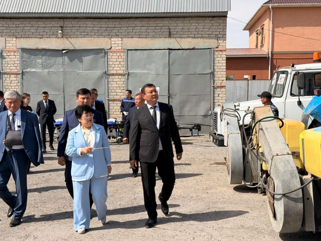 Шегіртке зиянкестеріне қарсы күрес жұмыстарының дайындық барысы қаралды