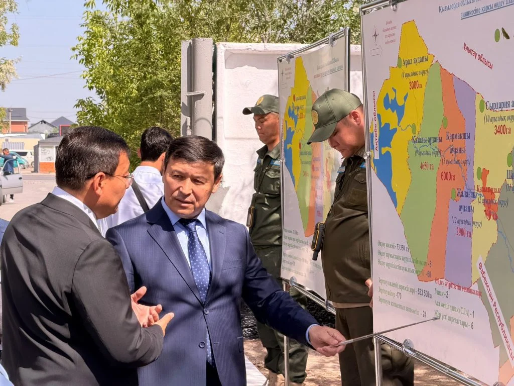 Шегіртке зиянкестеріне қарсы күрес жұмыстарының дайындық барысы қаралды