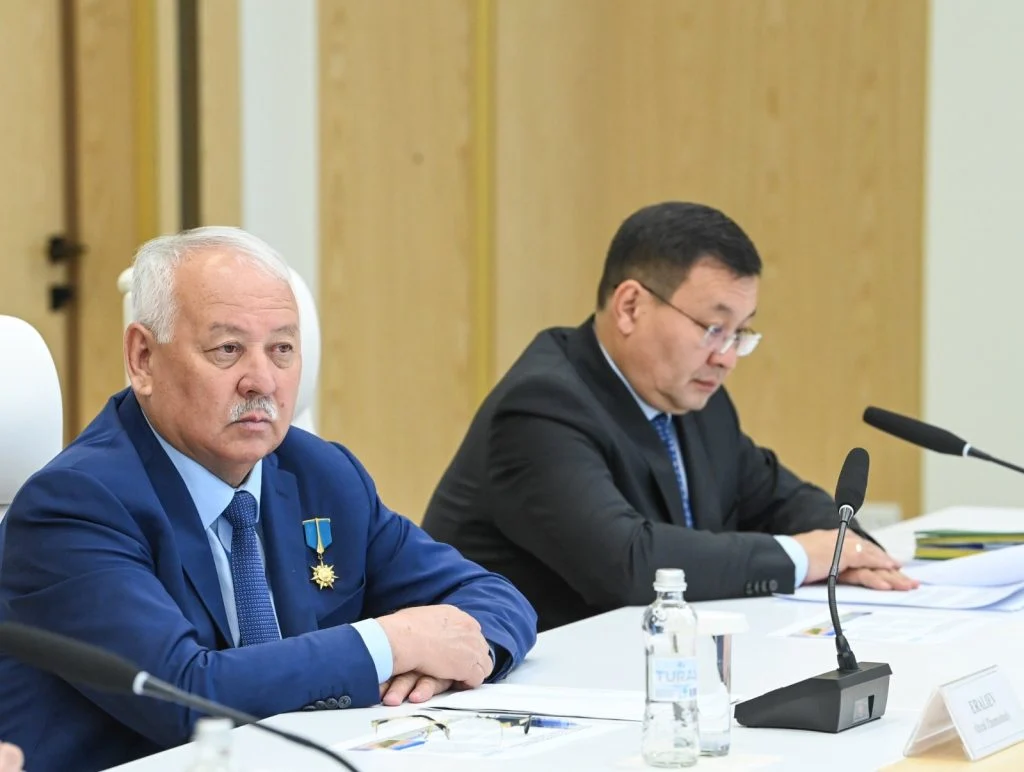 Аймақ басшысы Аризона геномика институтының директоры Род Вингпен кездесті