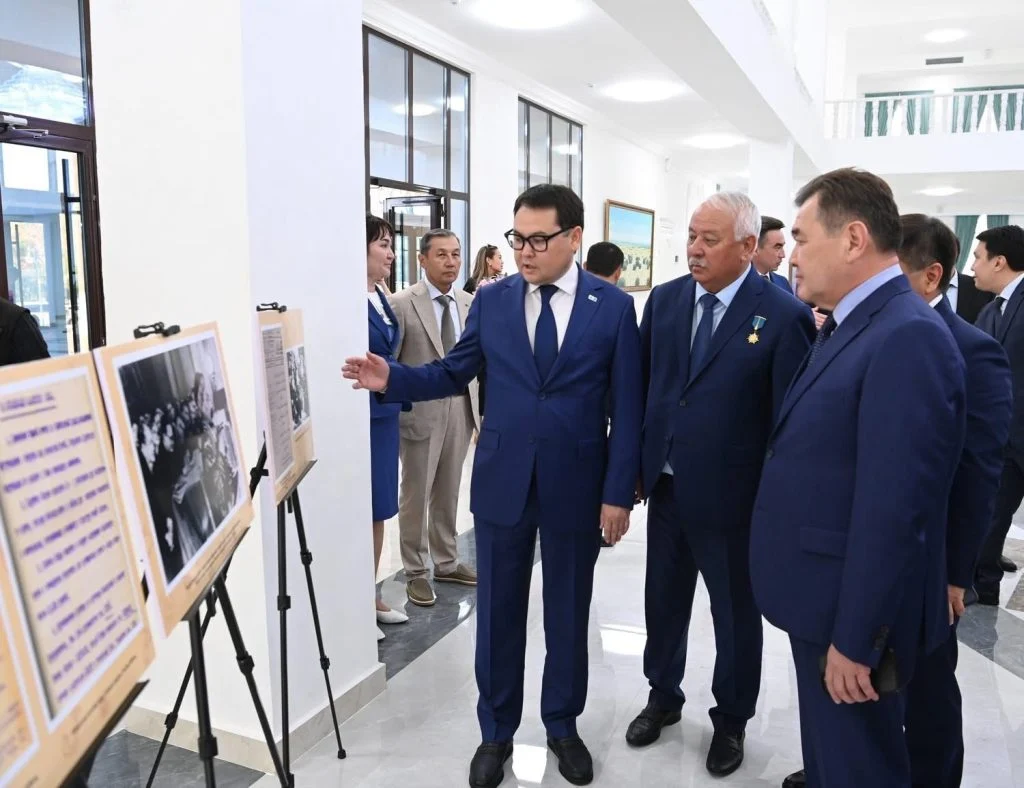 Мәдениет саласының ардагерлері мен қызметкерлері құрметке бөленді
