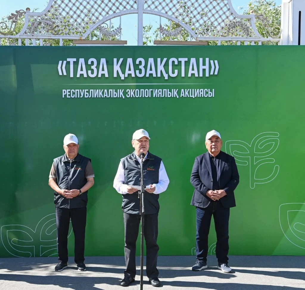Қызылордада коммуналдық сала үздіктері марапатталып, техникамен қамтамасыз етілді