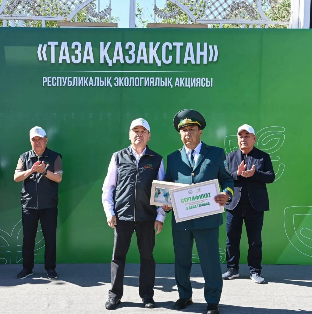 Қызылордада коммуналдық сала үздіктері марапатталып, техникамен қамтамасыз етілді