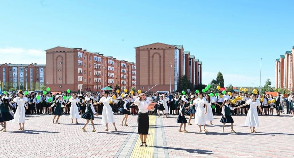 Аймақта 10 мыңнан астам түлек мектеп бітірді