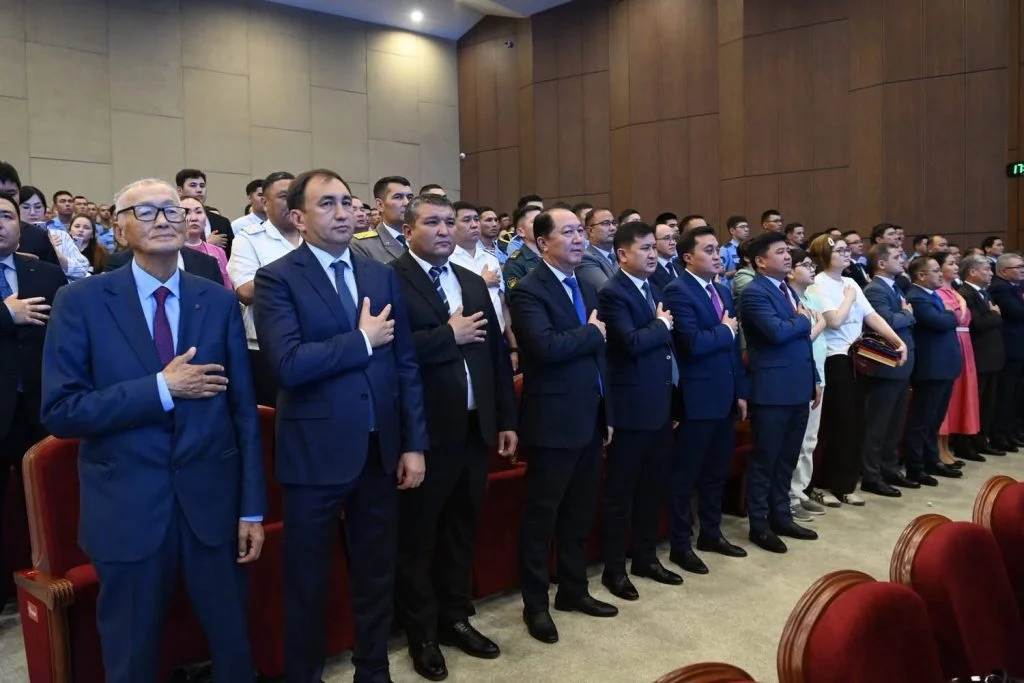 Сот жүйесі қызметкерлерінің еңбегі бағаланды