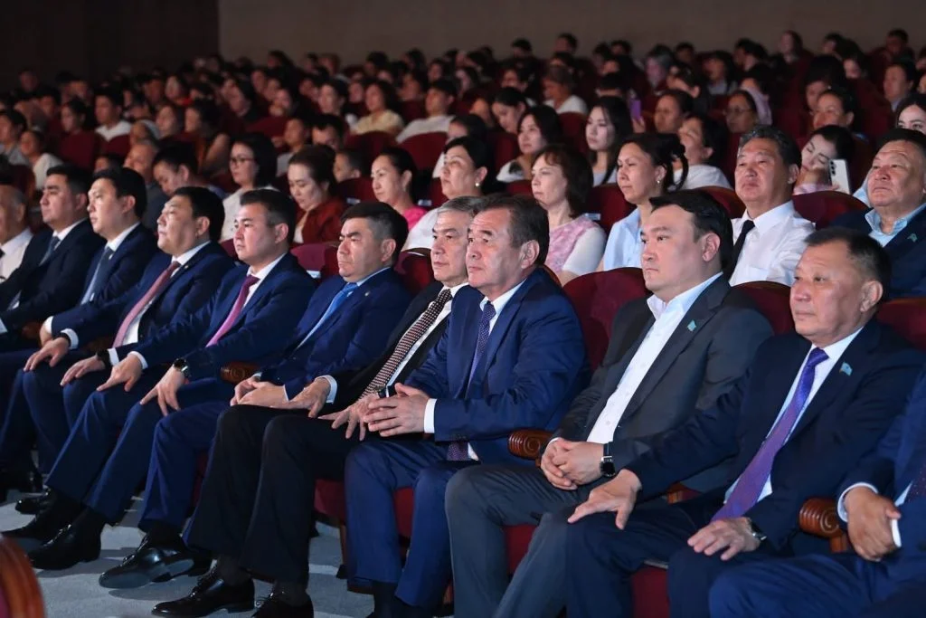 Сот жүйесі қызметкерлерінің еңбегі бағаланды