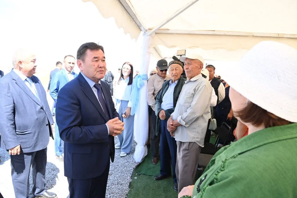 Сексеуілде «Оқушылар үйі» мен «Өнер мектебінің» іргетасы қаланды
