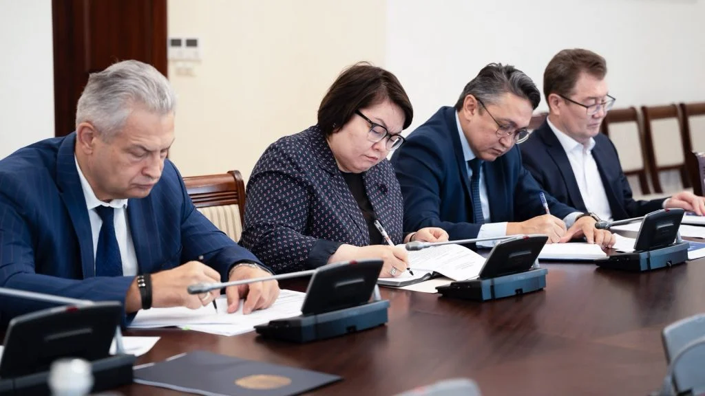 Үкіметте балалардың жазғы демалыс кезіндегі қауіпсіздігін қамтамасыз ету мәселелері қаралды