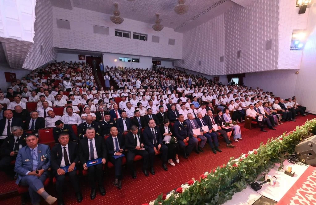 Сыр теміржолшыларына құрмет көрсетілді