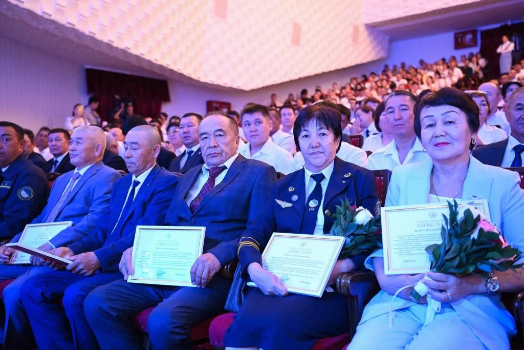 Сыр теміржолшыларына құрмет көрсетілді