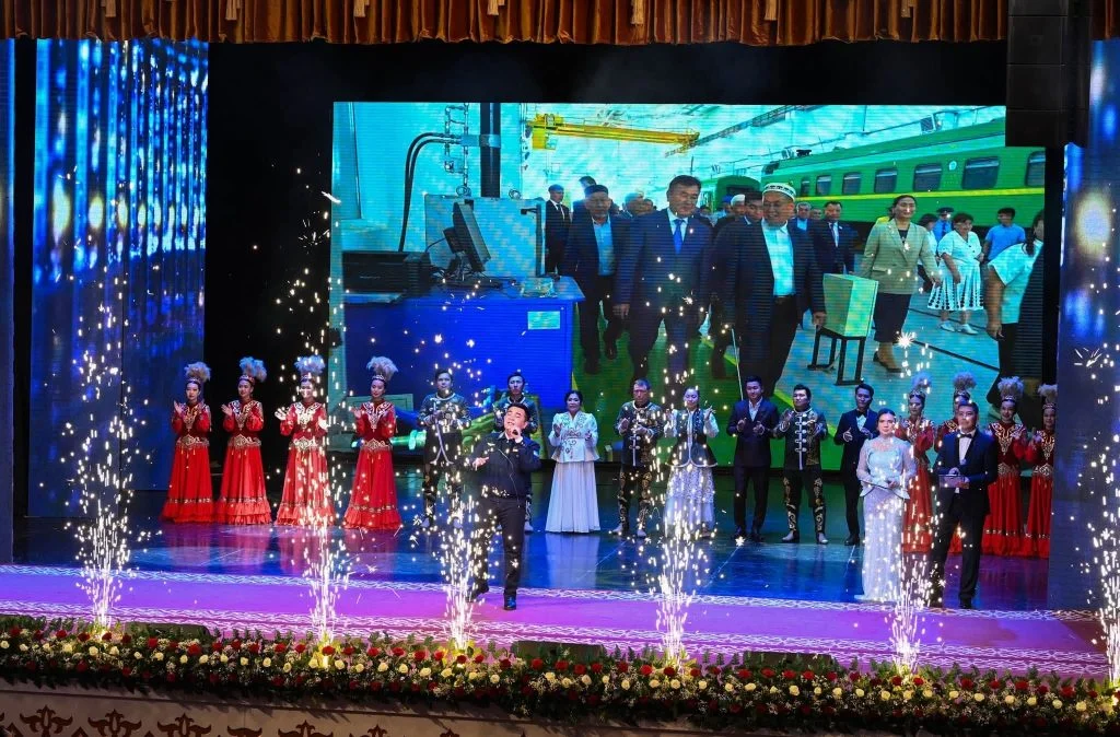 Сыр теміржолшыларына құрмет көрсетілді