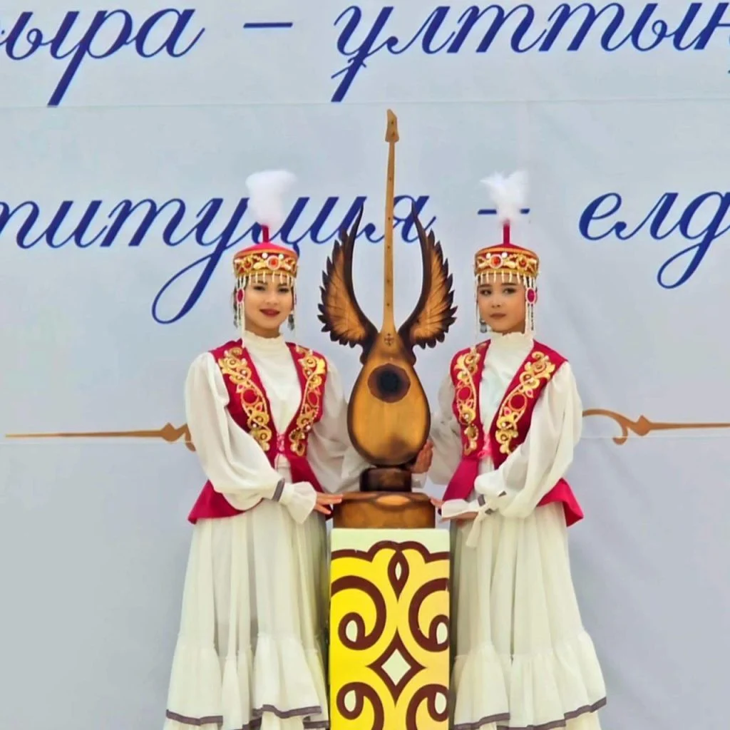 Жаңақорған ауданында Ұлттық домбыра күніне арналған «Домбыра – ұлттың жүрегі, Конституция - елдің тірегі» атты мерекелік шара өтті