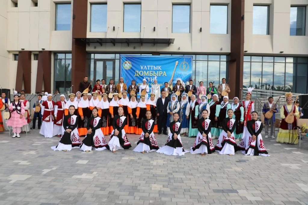 «Қазағымның үнісің сен, домбыра!» атты мерекелік концерт өтті