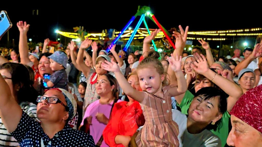 Жастар күніне орай «Open Air Zhanakorgan» атты мерекелік концерт өтті